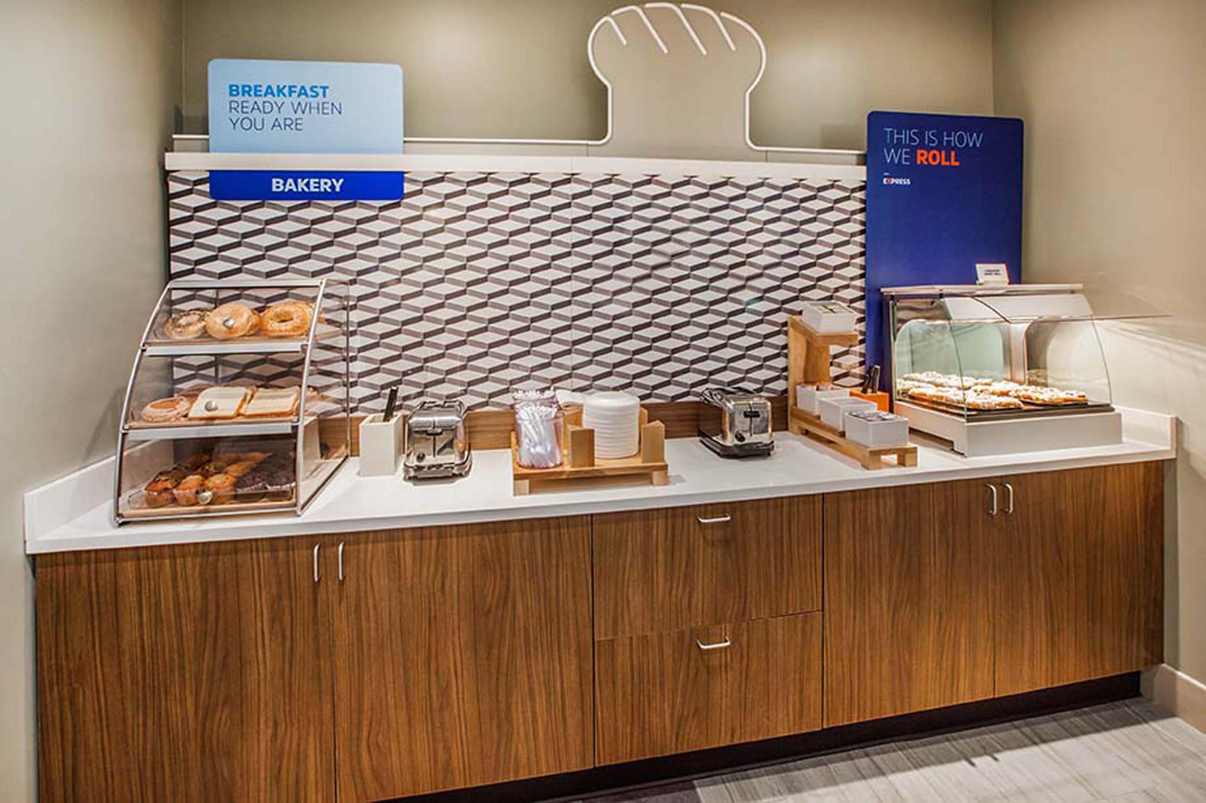 Holiday Inn Express Pearland By Ihg Eksteriør billede