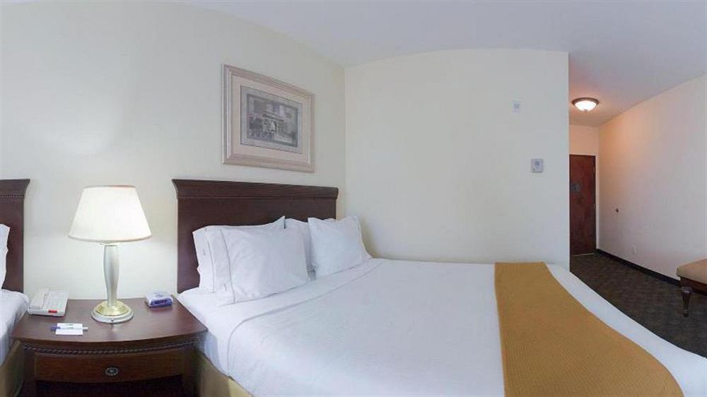 Holiday Inn Express Pearland By Ihg Eksteriør billede